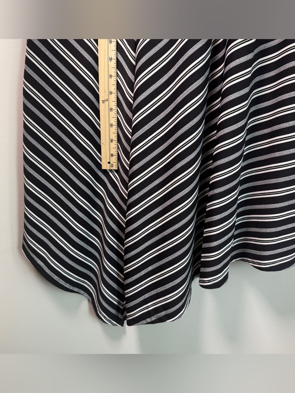 Banana Republic Black White Mixed Stripe Mod Fit Flare Midi Dress | Size L - Picture 10 of 10